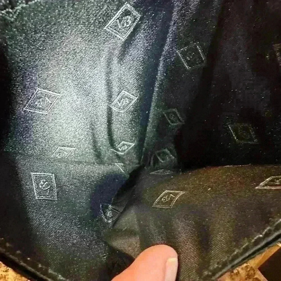 VERA BRADLEY Modern Lights Wallet. Pumpkin, Pink, Wine, And Black. Pinch Lock. - Picture 8 of 11